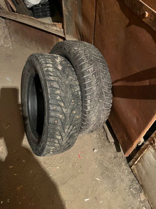 Продам шины зимние  15 тысяч