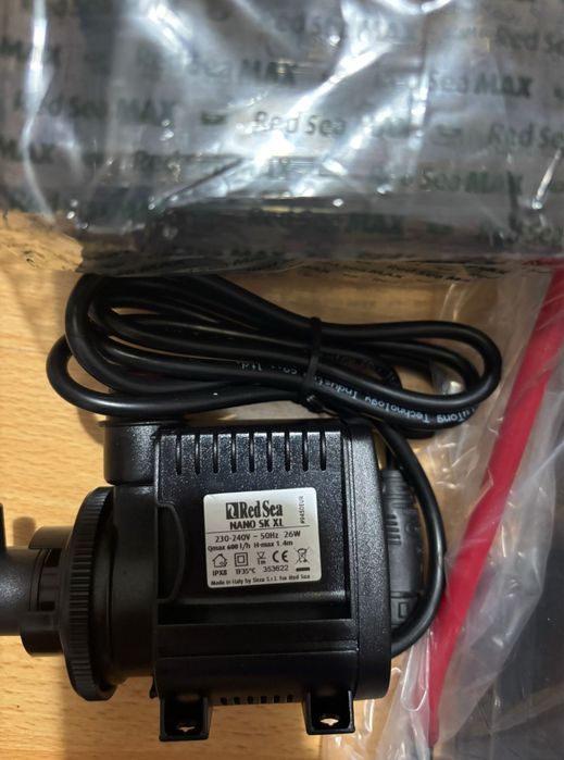 Vand controller Red Sea cu skimmer de proteine si vas ATO Red Sea