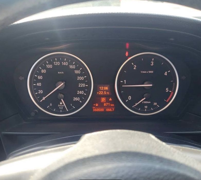 Vand BMW e 60 ,an 2009 ,motor 2.0 TDI 177 cp.pret 6000 euro negociabil