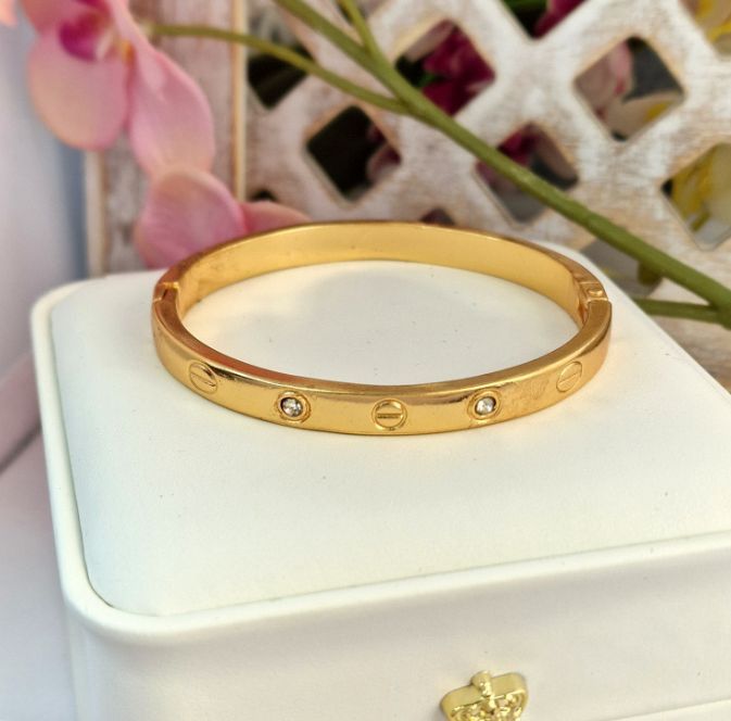 Гривна- Cartier Love