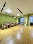 Продаётся 2/2/4 на Ц-6 62м² ор-р: Проспект А.Темура, Салон "Леди Д"