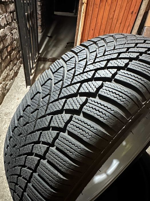 Джанти с гуми 205/55/R17 - Шкода Октавия IV