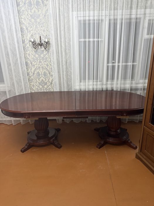 стол раздвигаемый на большое количество персон