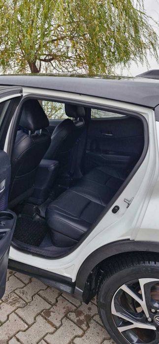 Toyota C-HR Hybrid 1.8 benzina