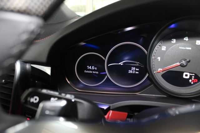 Porsche Cayenne Coupe SportChrono ZERO KM 2024