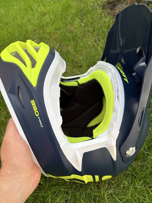 Мотокрос  ендуро каска XXL