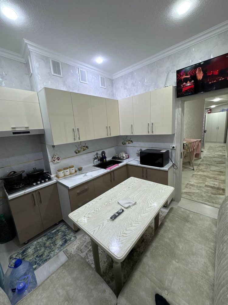 Продается квартира Саламатина Братские могилы