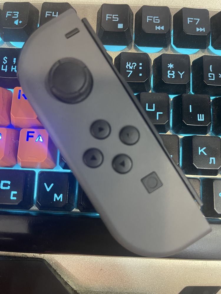 Nintendo switch joystick левый.
