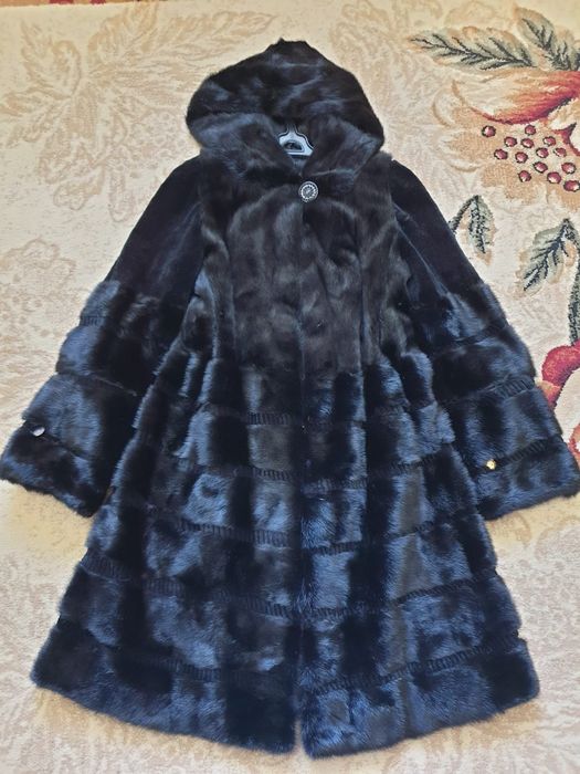 Шуба Норковая, в Отличном состоянии, практически НОВАЯ!