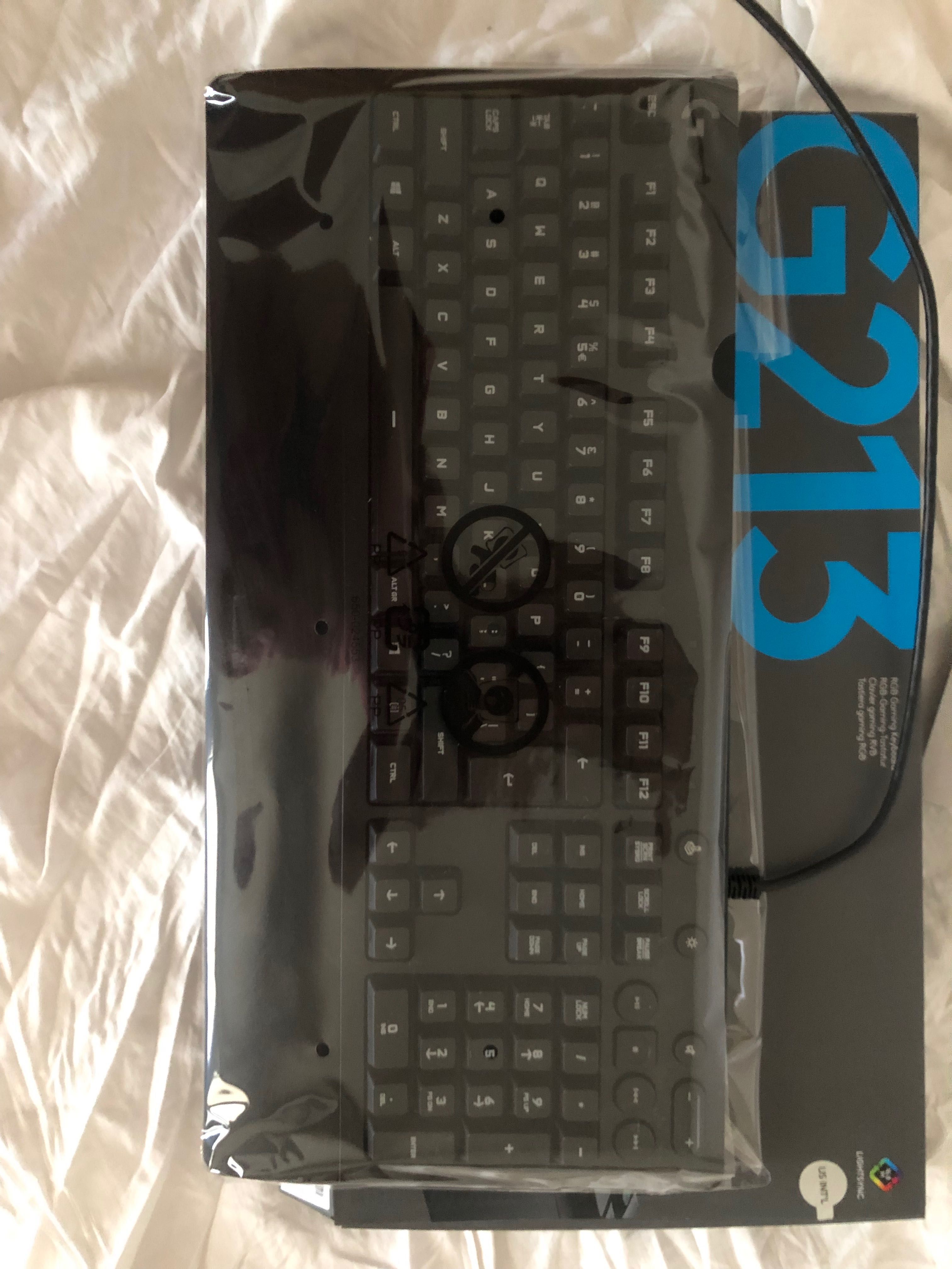 Клавиатура Logitech G213 Prodigy, Черен