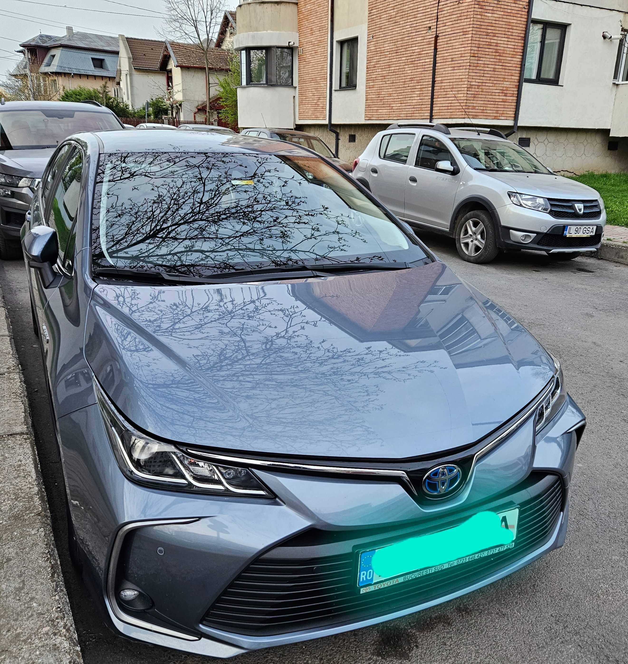 Toyota Corolla Sedan Hybrid