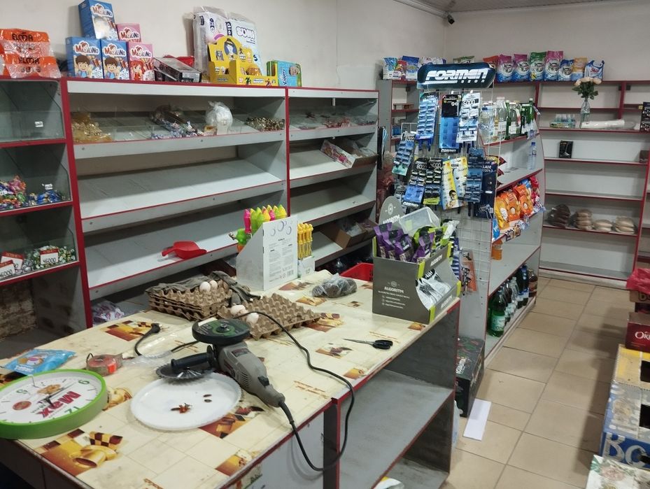 Холодильник. МДФ полка сотилади