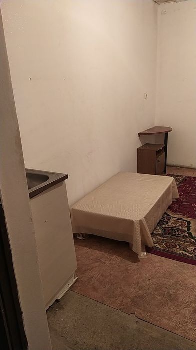 Времянка, 1адам керек.  квартира, жалға беріледі.