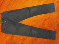 Djins shim 8-9 yoshga keladi