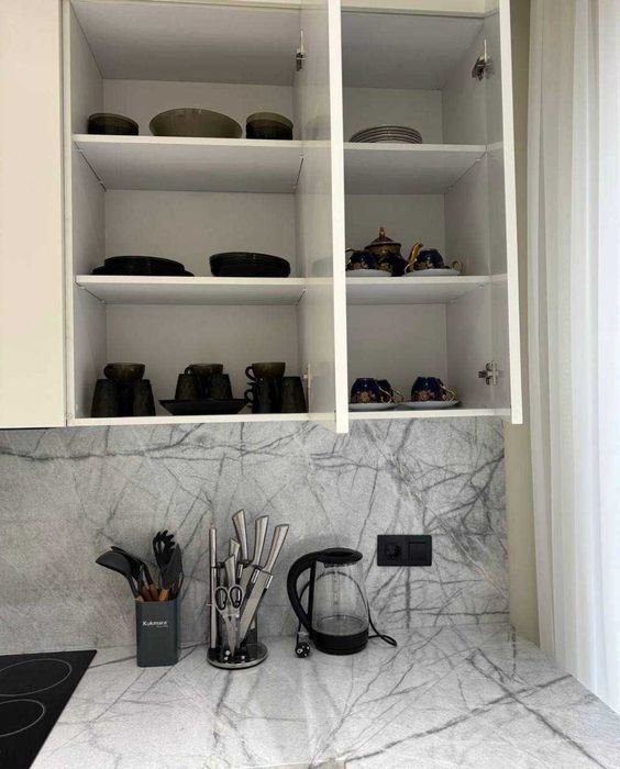 срочно продается новый уютный квартира  + бонус мебел тех и парковка !