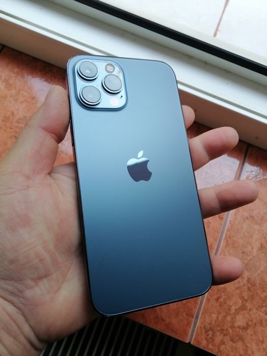 Vând huse iPhone 12 pro max, citiți anunțu