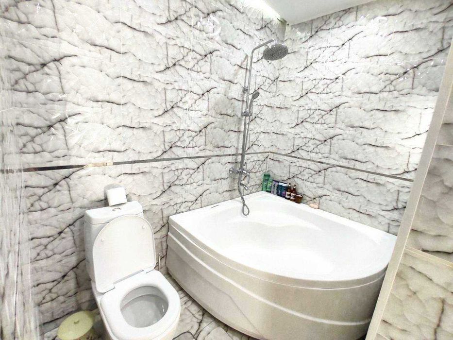 3-комн. Ойбек центр Чехова евроремонт, 75 м², арендатор 800$, Мирабад`