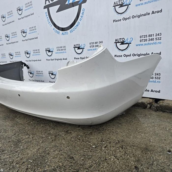 Bara spate cu gauri pentr senzori Skoda Fabia 2