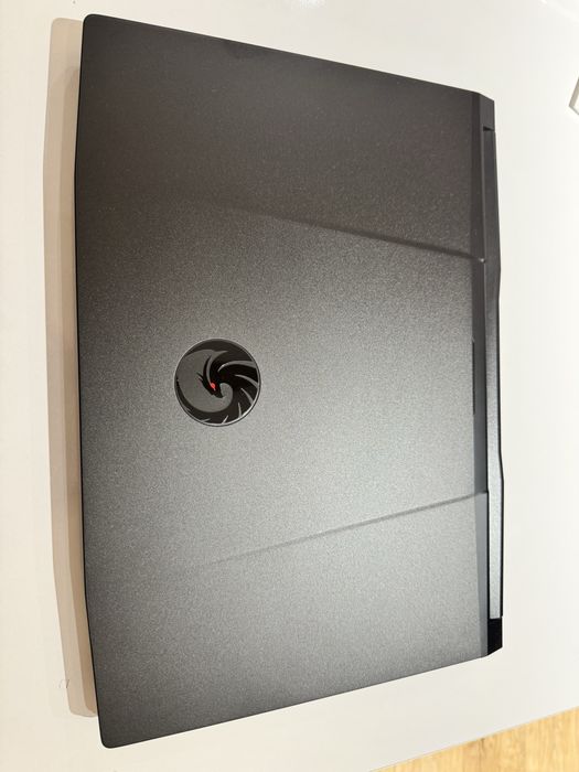 Лаптоп MSI Alpha 15 B5EEK, AMD