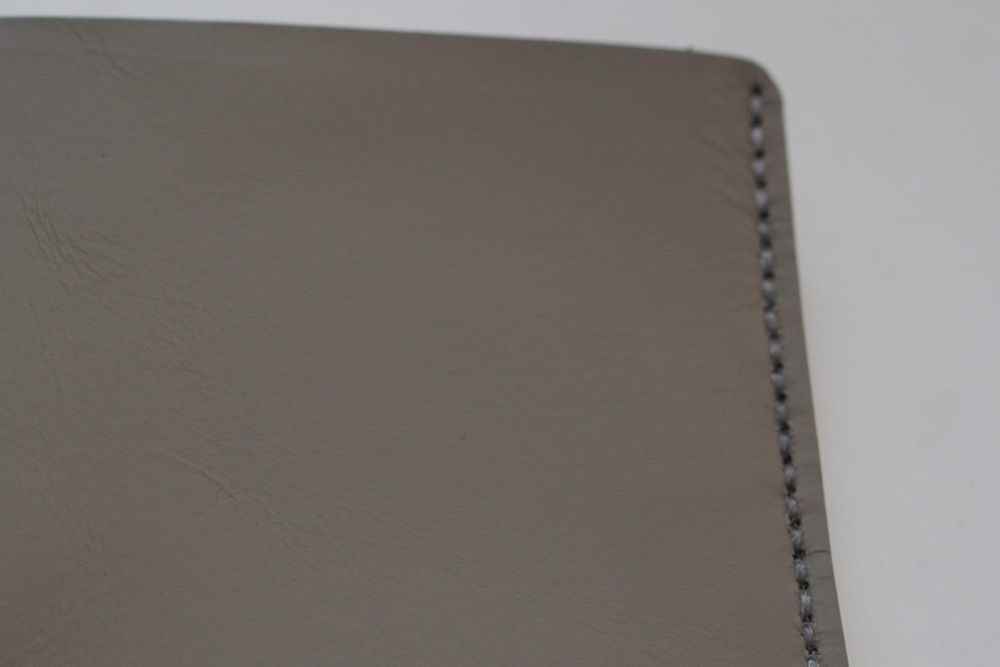 Portofele din piele naturală(2 bucăți pe stoc)