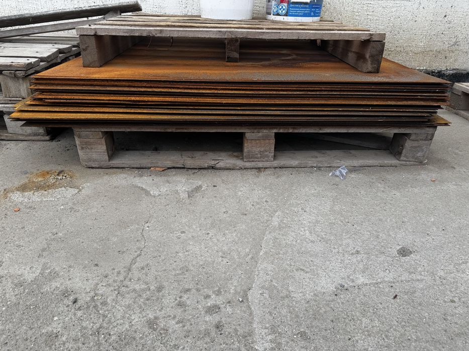 Листы из углеродистый стали