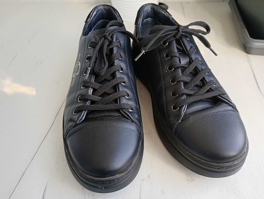 Български обувки от естествена кожа № 39