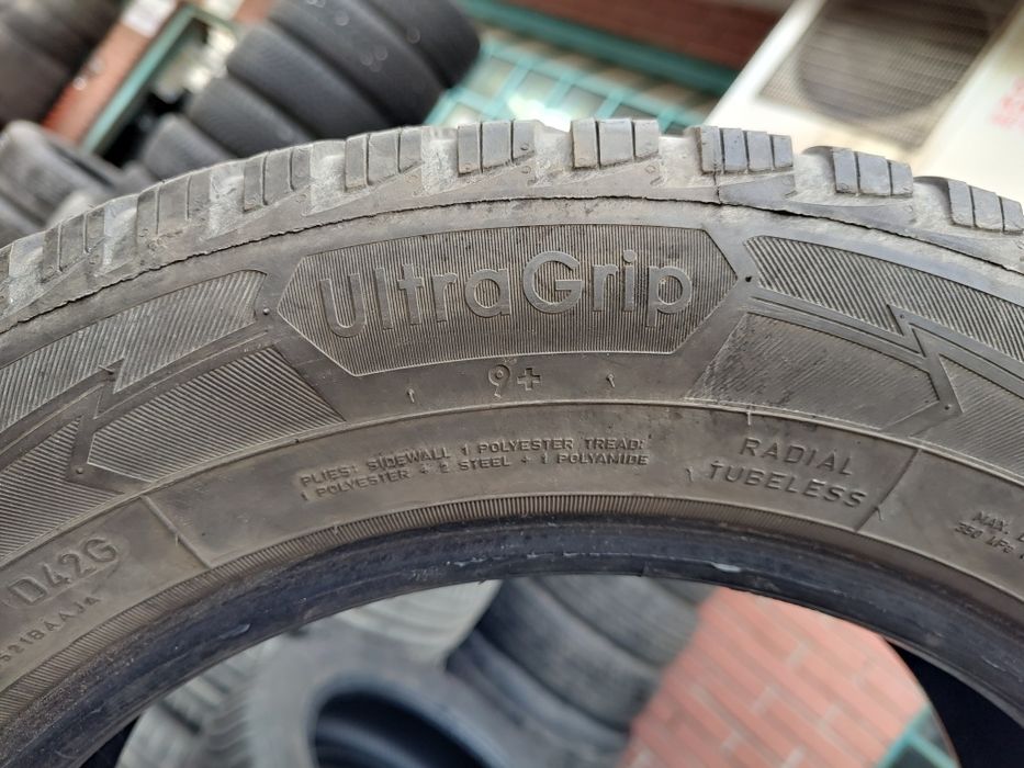 Продавам 2бр. Зимни гуми 185/65/15 Goodyear