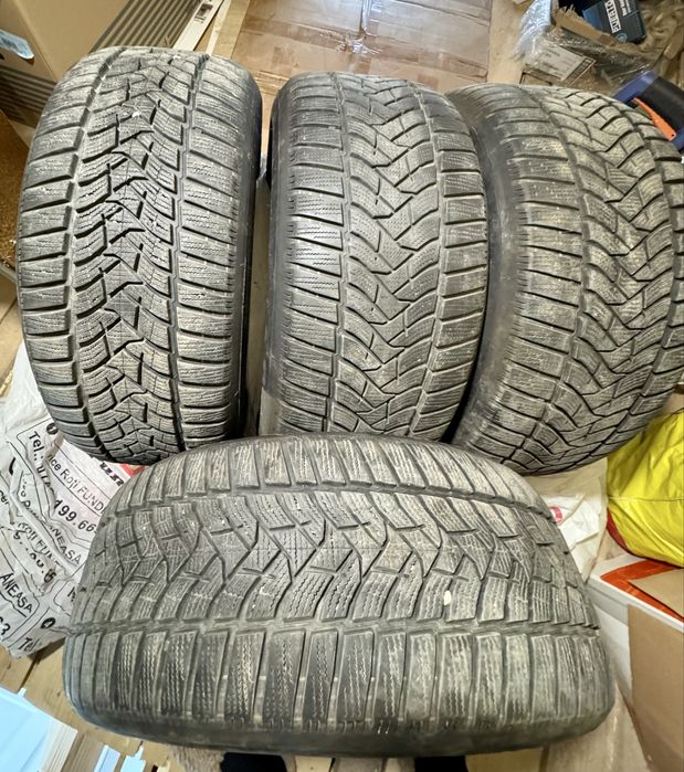 Anvelope iarna 225 / 55 / 16 Dunlop