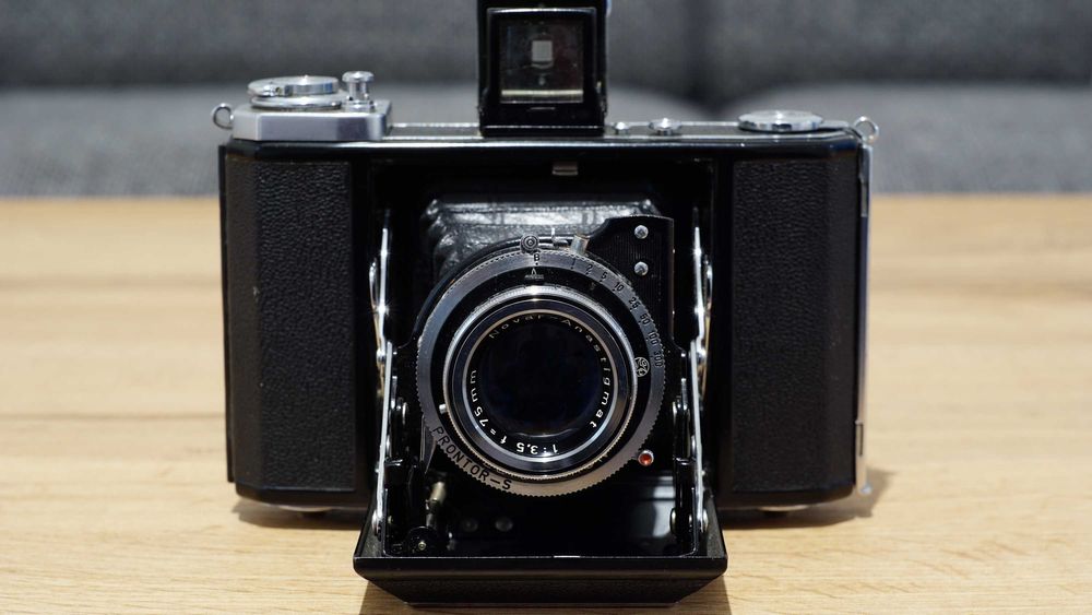 Aparat foto pe film Carl Zeiss Ikon 75mm F/3.5 - format mediu