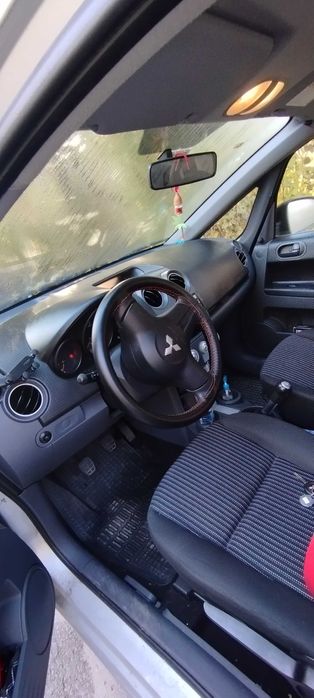 автомобил Мицубиши Колт 88 хил.км