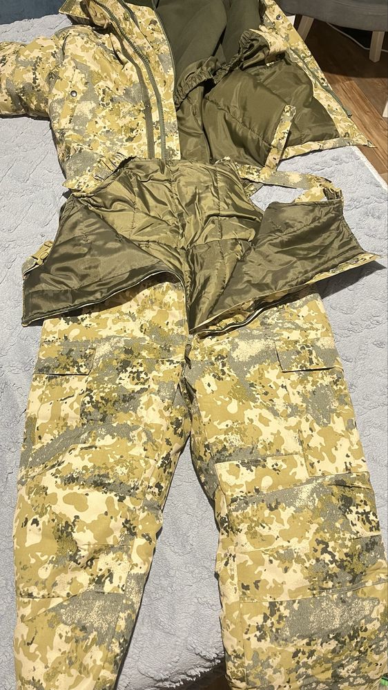 Продам комплект форму