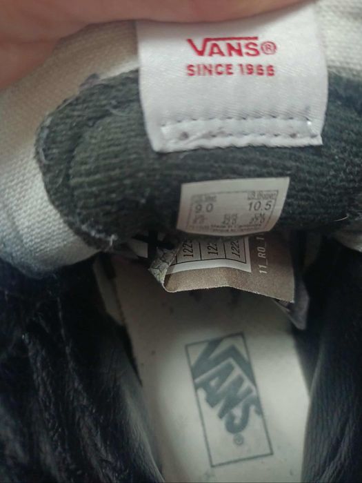 Ghete Vans piele întoarsă