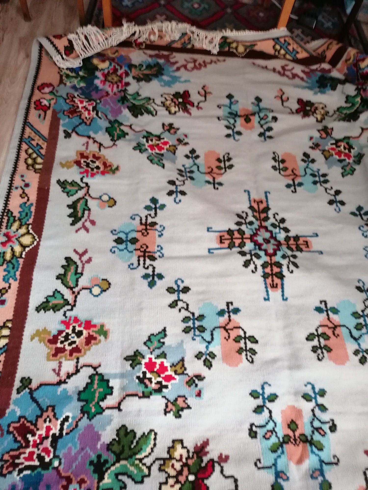 Котленски килим Розите
