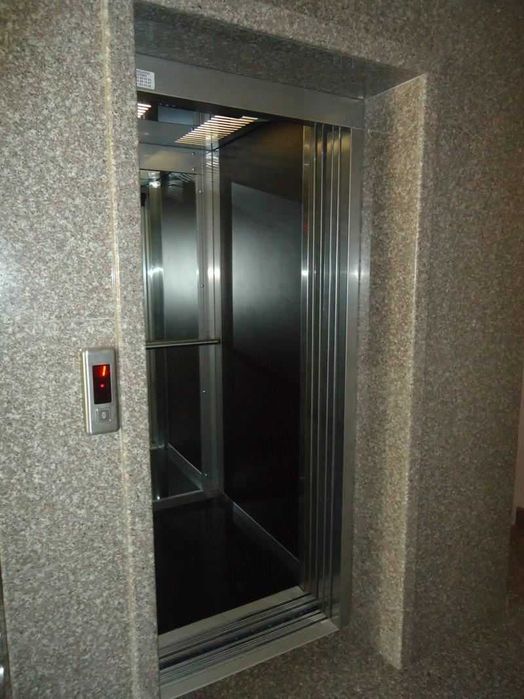 Дава се под наем Тристаен апартамент в София, Оборище - 105 кв.м за 540.6 € - Снимка #9