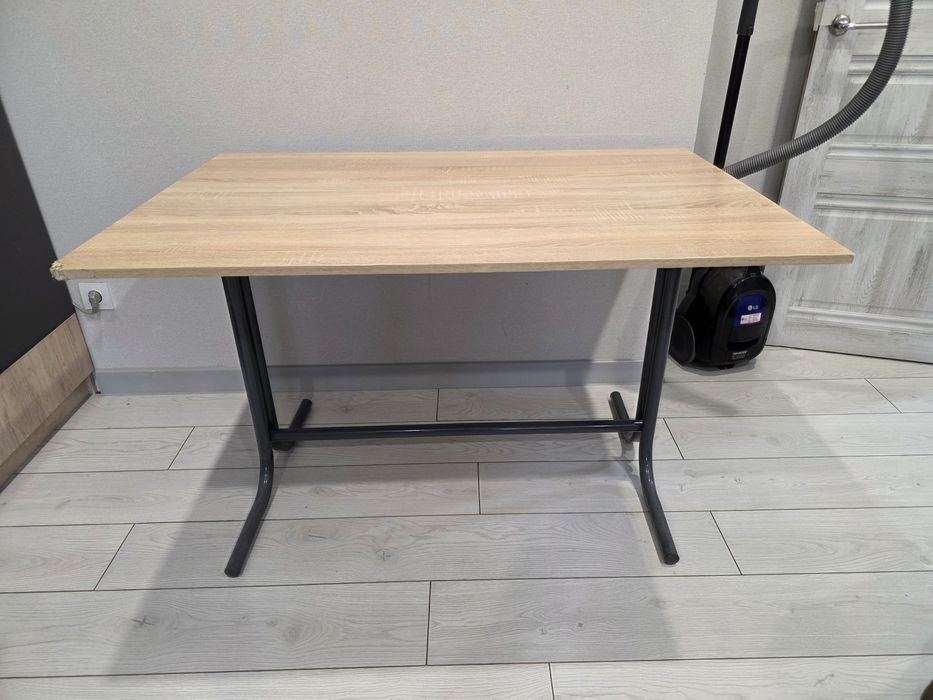 Продам Стол обеденный 120*80