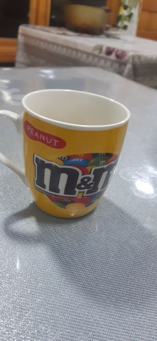 Продается Кружки 3 шт по 7000 сум,  новые