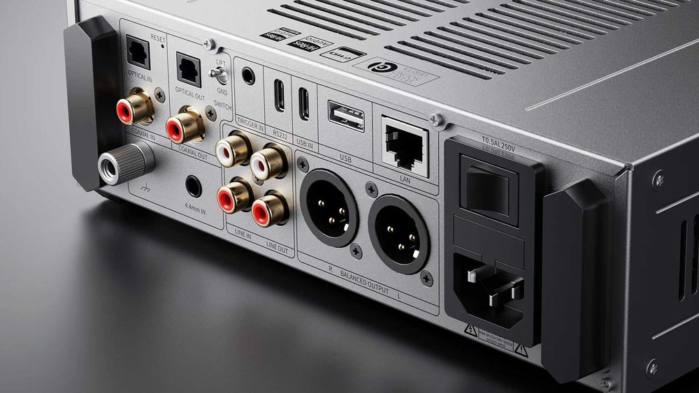 DAC AMP FiiO K17, Balansat XLR, Streamer, EQ, Nou, Cutie, Garantie