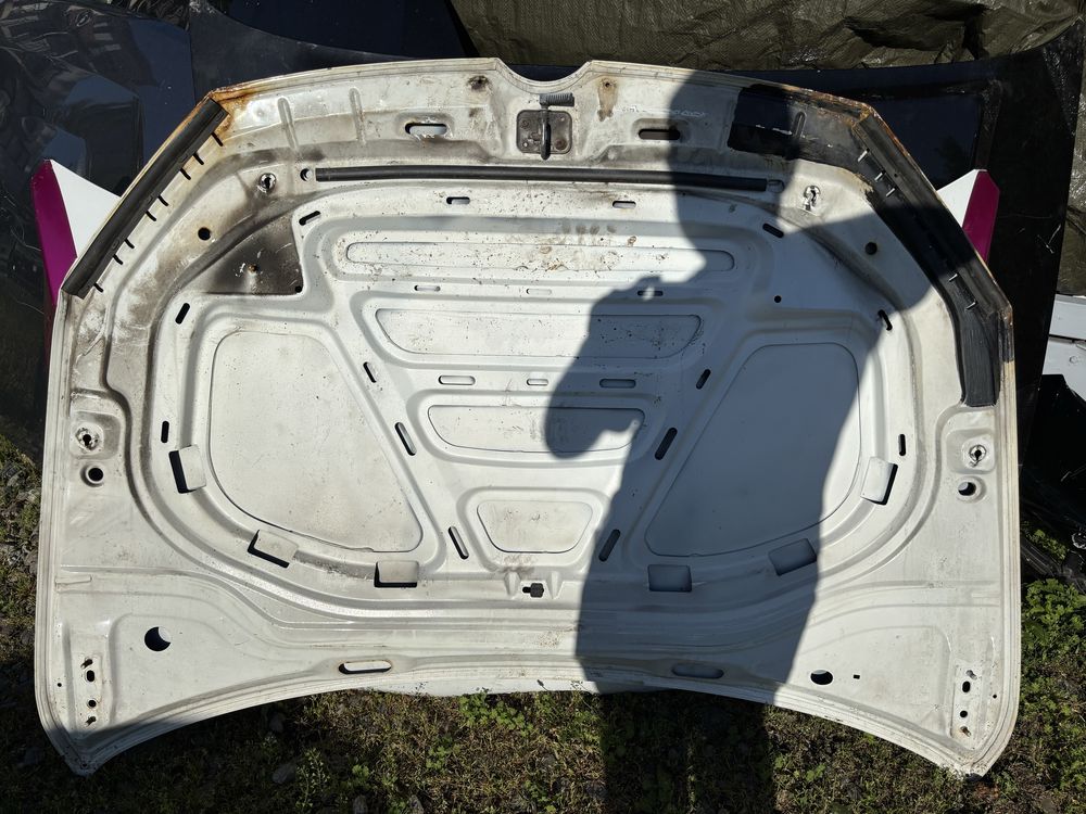 Капак VW Golf 7
