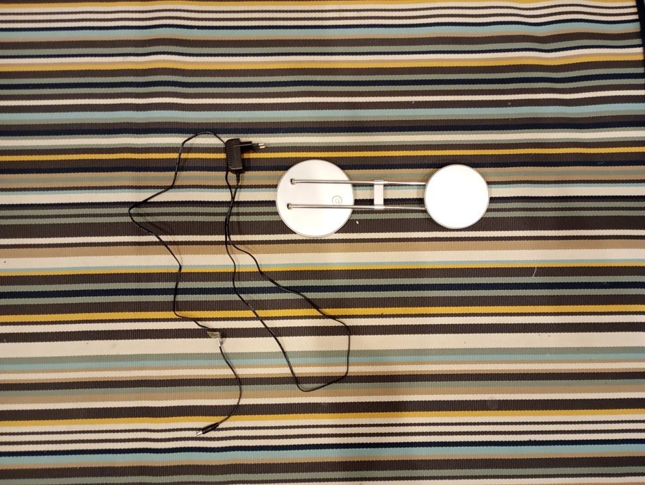 Lampa de birou, stare buna