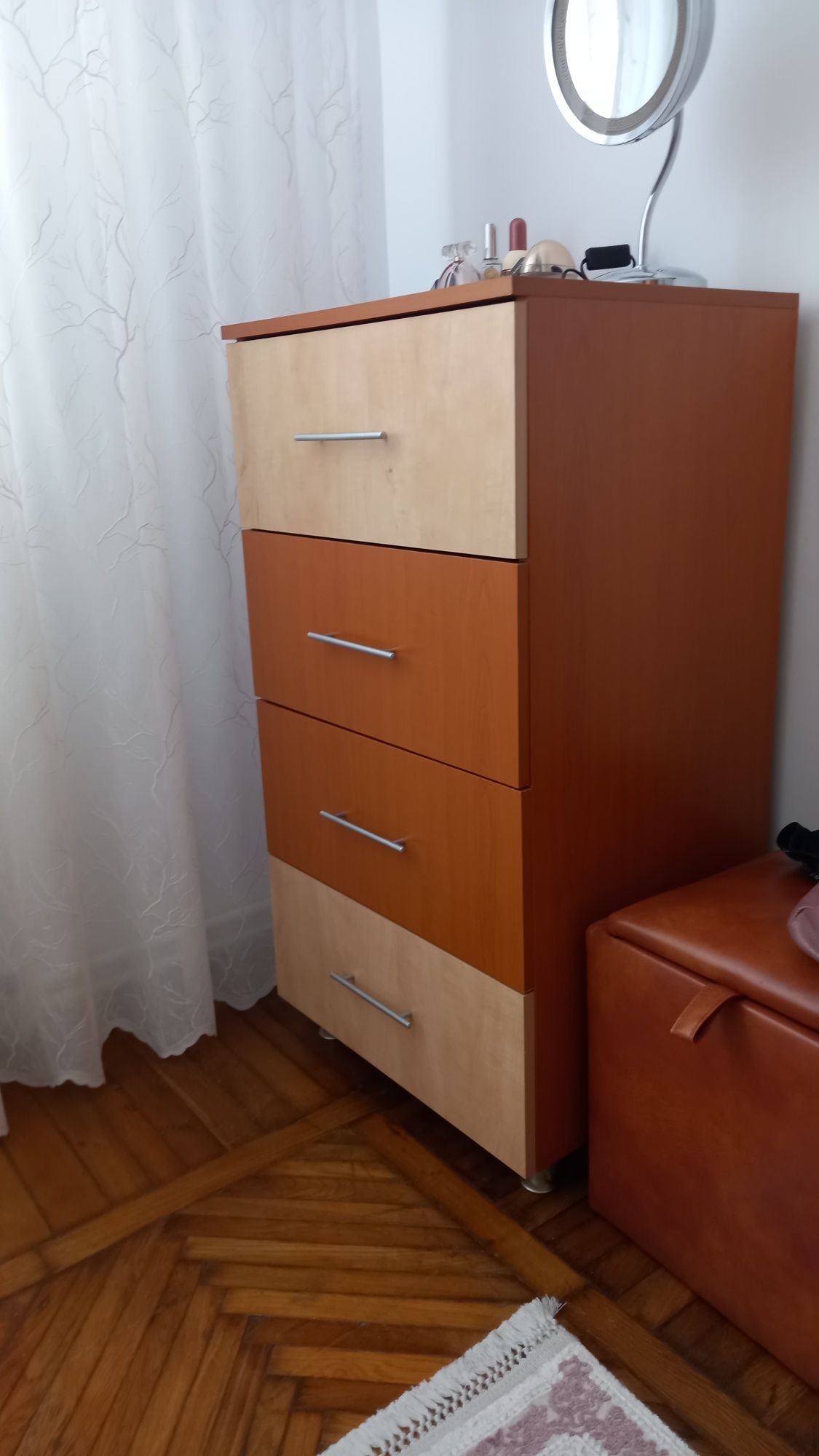 Mobilă , doua comode dormitor