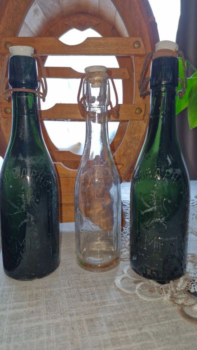 Ретро бирени бутилки