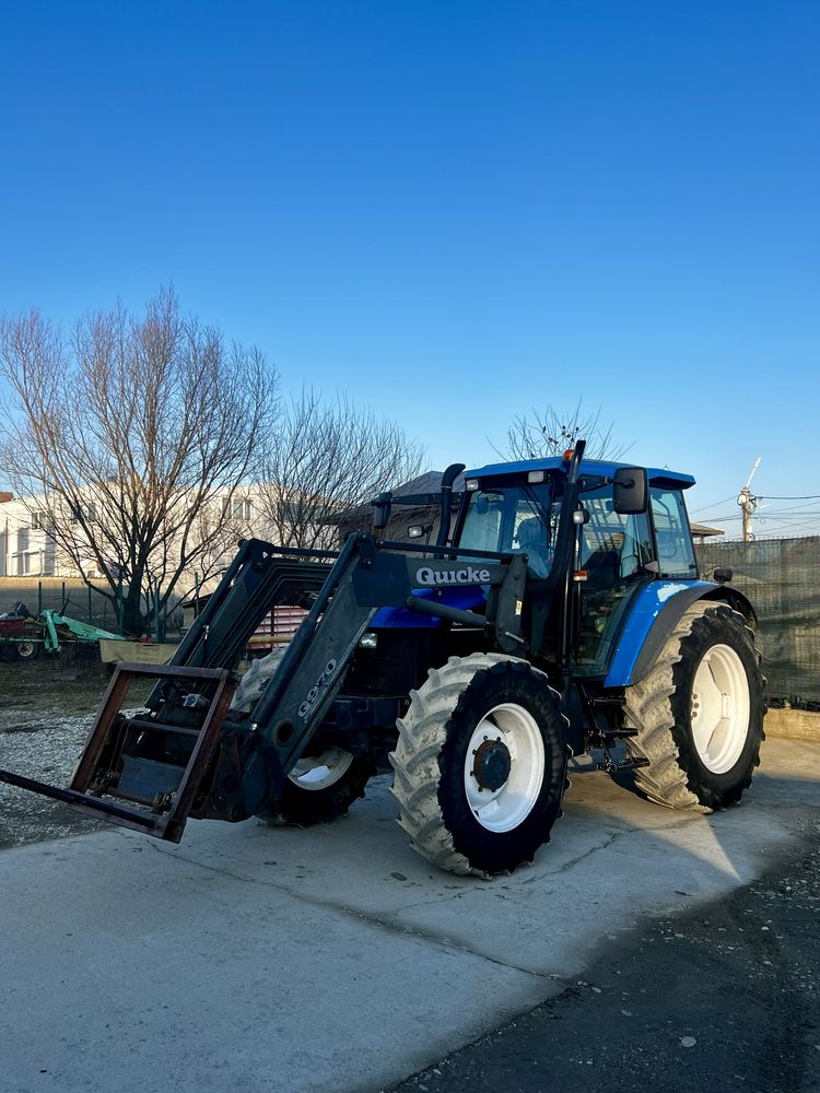 Tractor NEW HOLLAND TS115 cu incarcator frontal impecabil