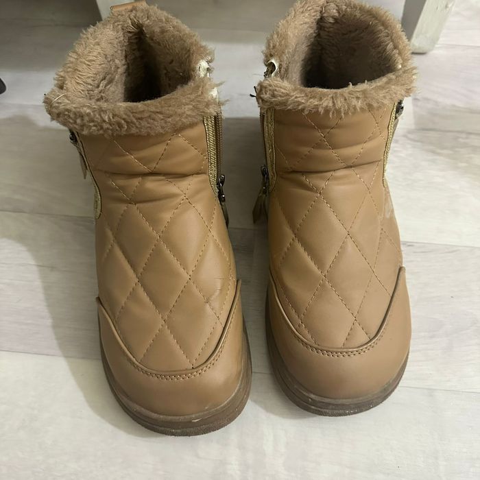 Теплые зимние ботинки