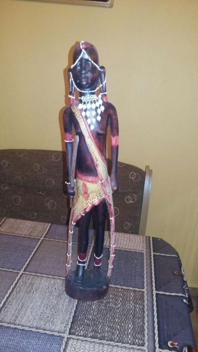 Statuie din lemn din Africa