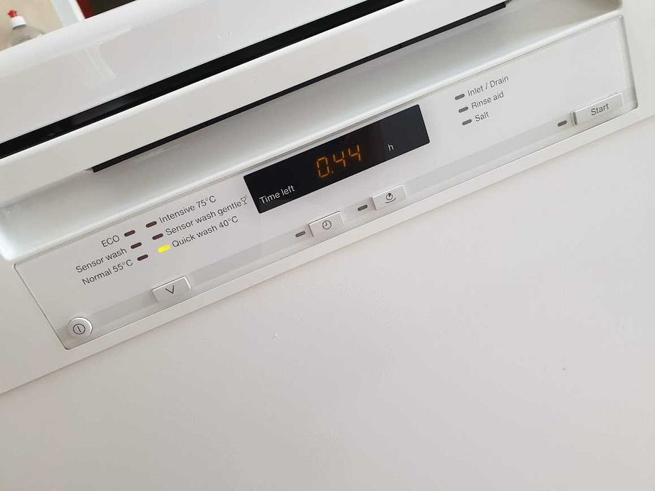 Auto Open - Съдомиялна Miele - 14 Комплекта - Свободностояща - 60см