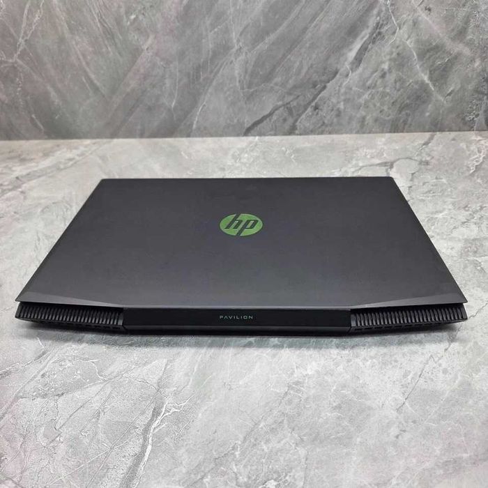 HP Pavilion Gaming Laptop 15-cx0xxx / 16GB RAM / 1TB disc + 500gb SSD
