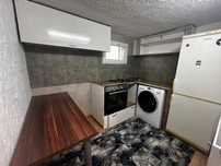 Inchiriez apartament la casa