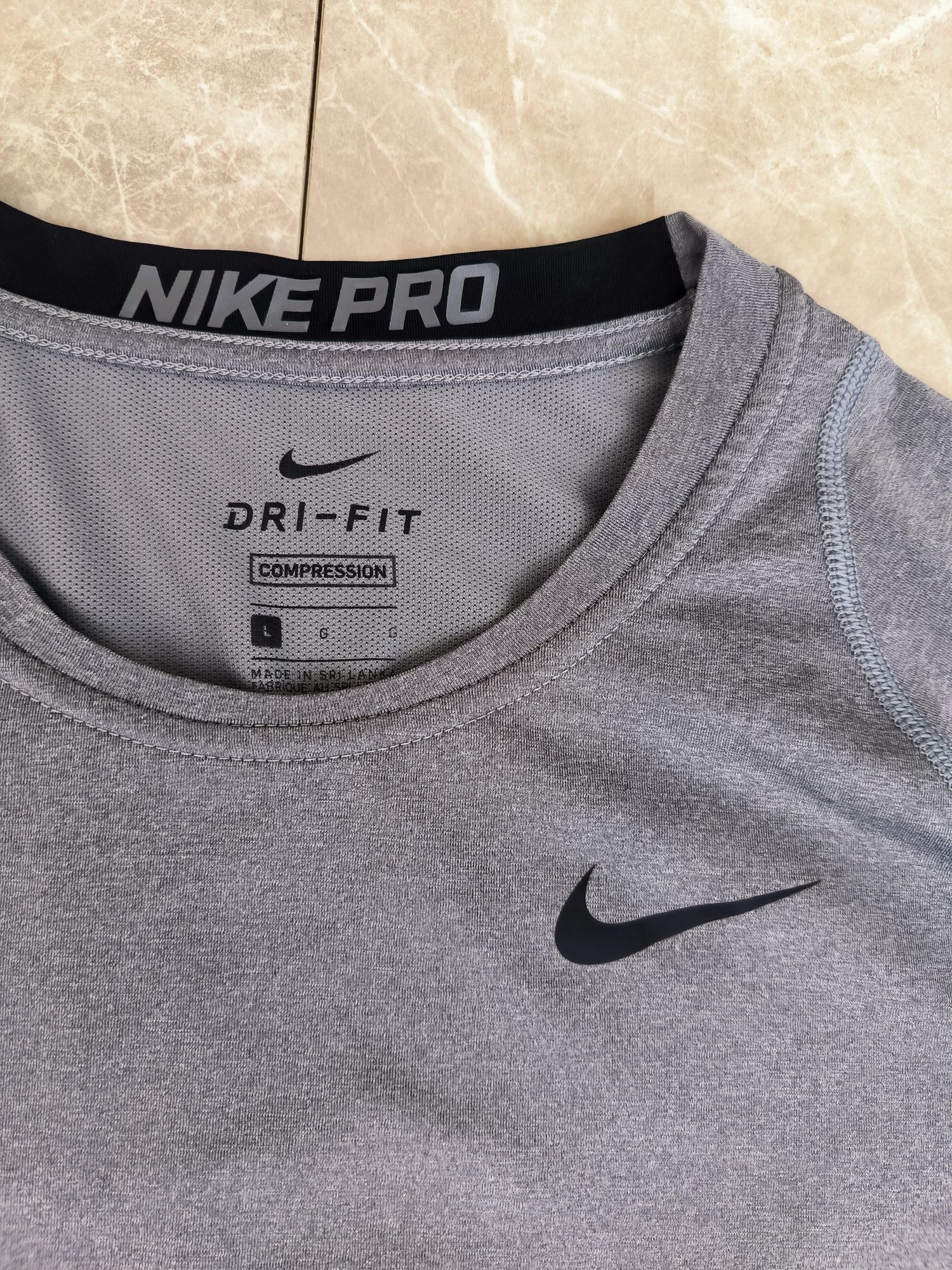 Nike Pro размер L