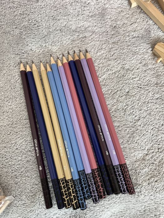 Комплект Моливи НВ