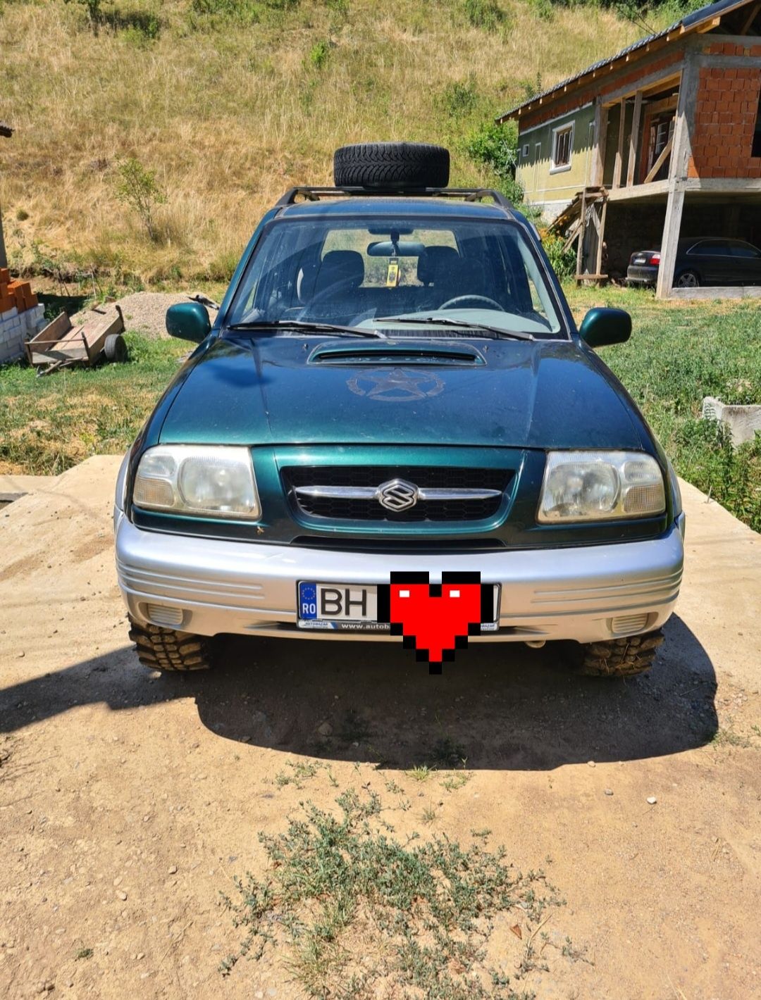 Zuzuchi vitara anu 2000